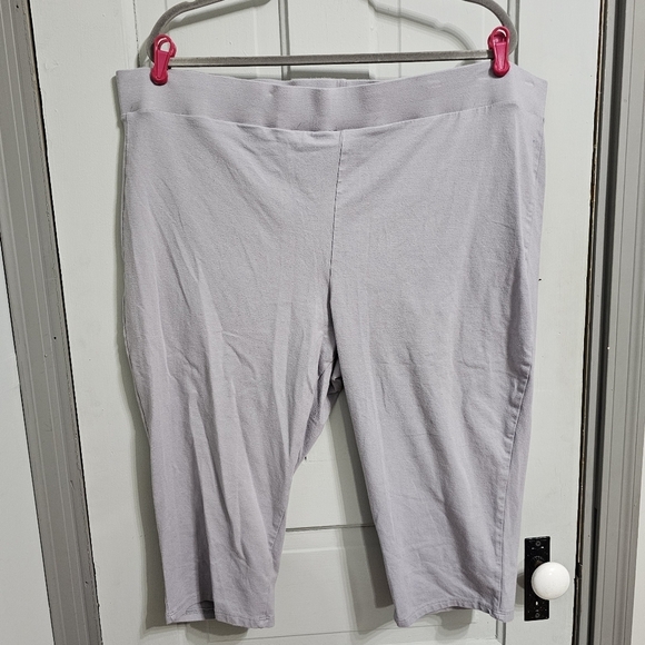 Torrid Crop Comfort Waist Premium Legging - Picture 3 of 7